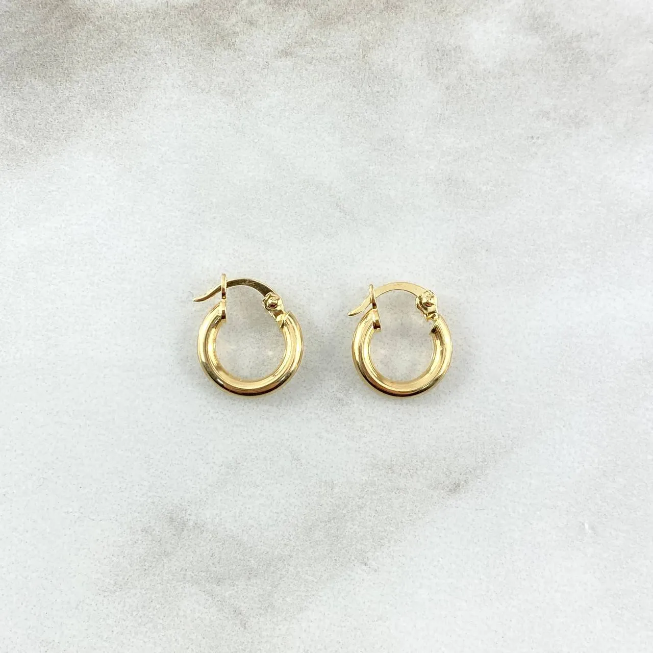 18K Yellow Gold Jass Smooth Hoop Earrings 0.9gr / 0.51in