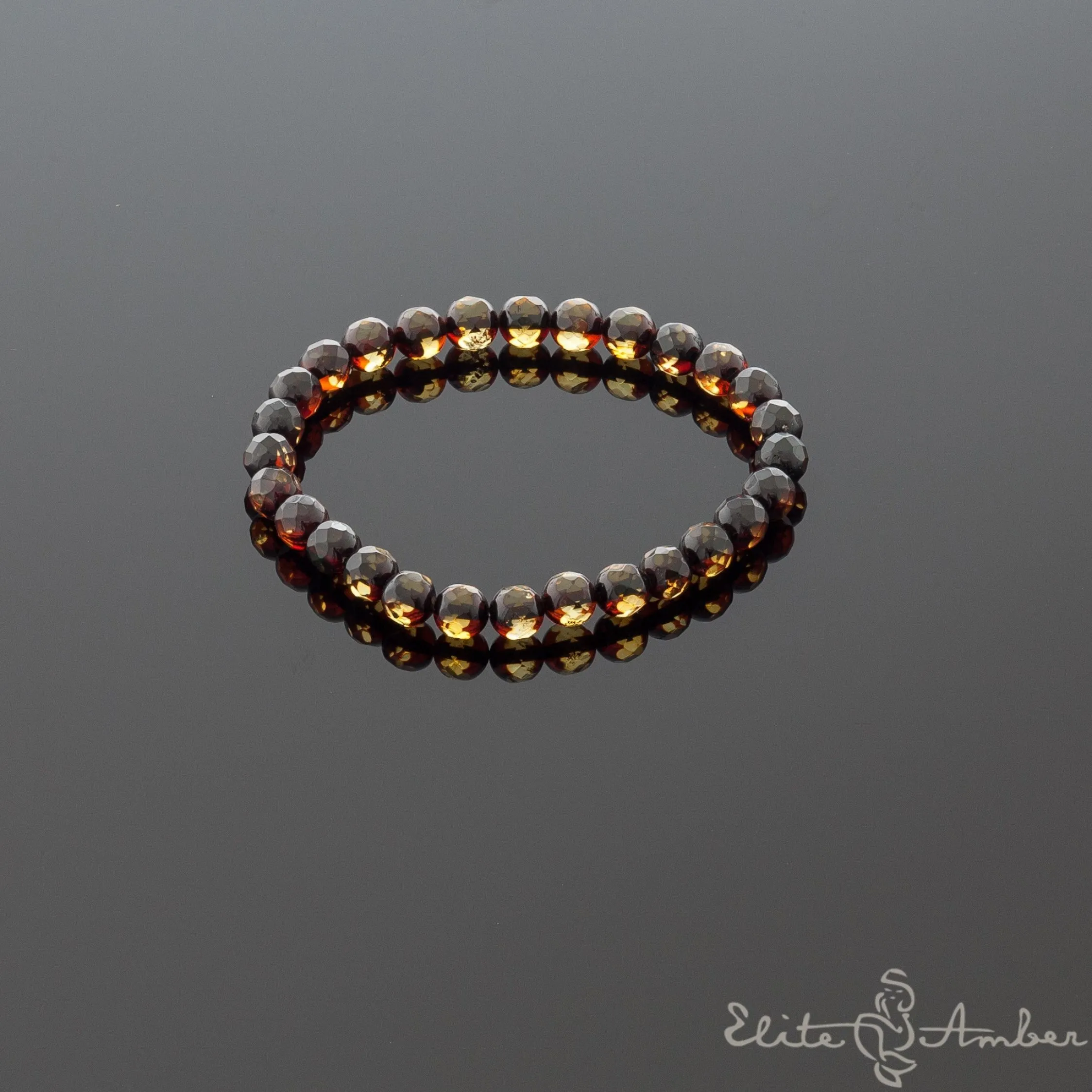 Amber bracelet "Glossy black night"