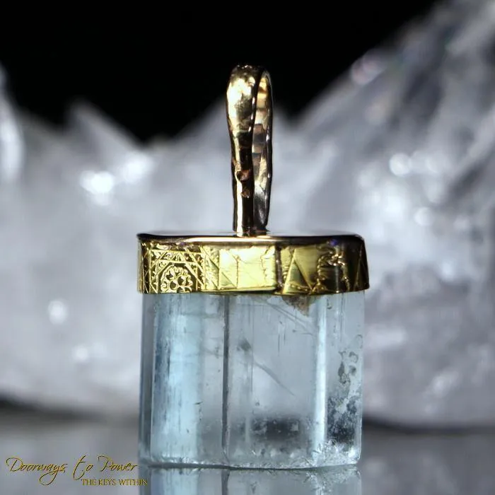 Aquamarine Light Language Pendant™ 14k