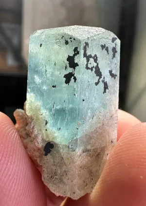 AQUAMARINE SPECIMEN WITH FELDSPAR 19g FROM ERONGO MOUNTAIN, ERONGO REGION, NAMIBIA, ERONGO AQUAMARINE CRYSTAL, CRYSTAL HEALING