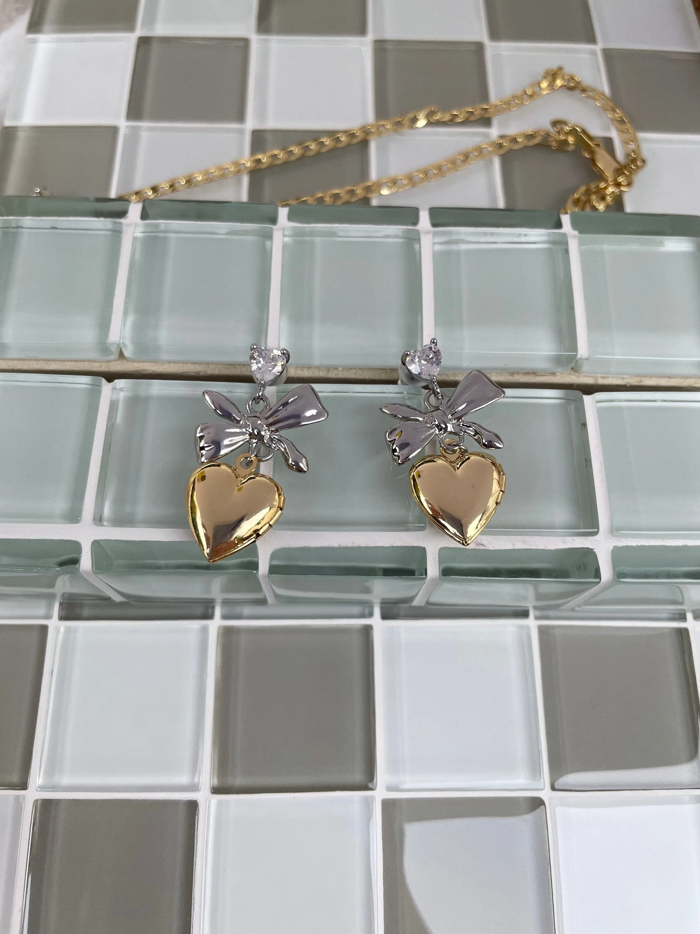 Ari Heart Locket Earrings