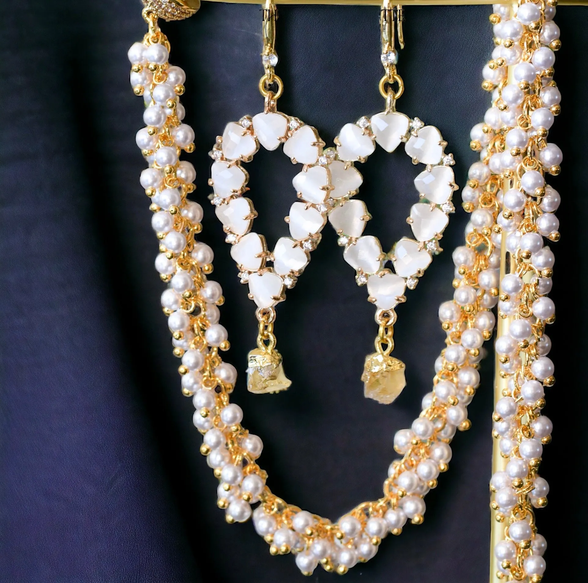 Asna white pearl cluster necklace
