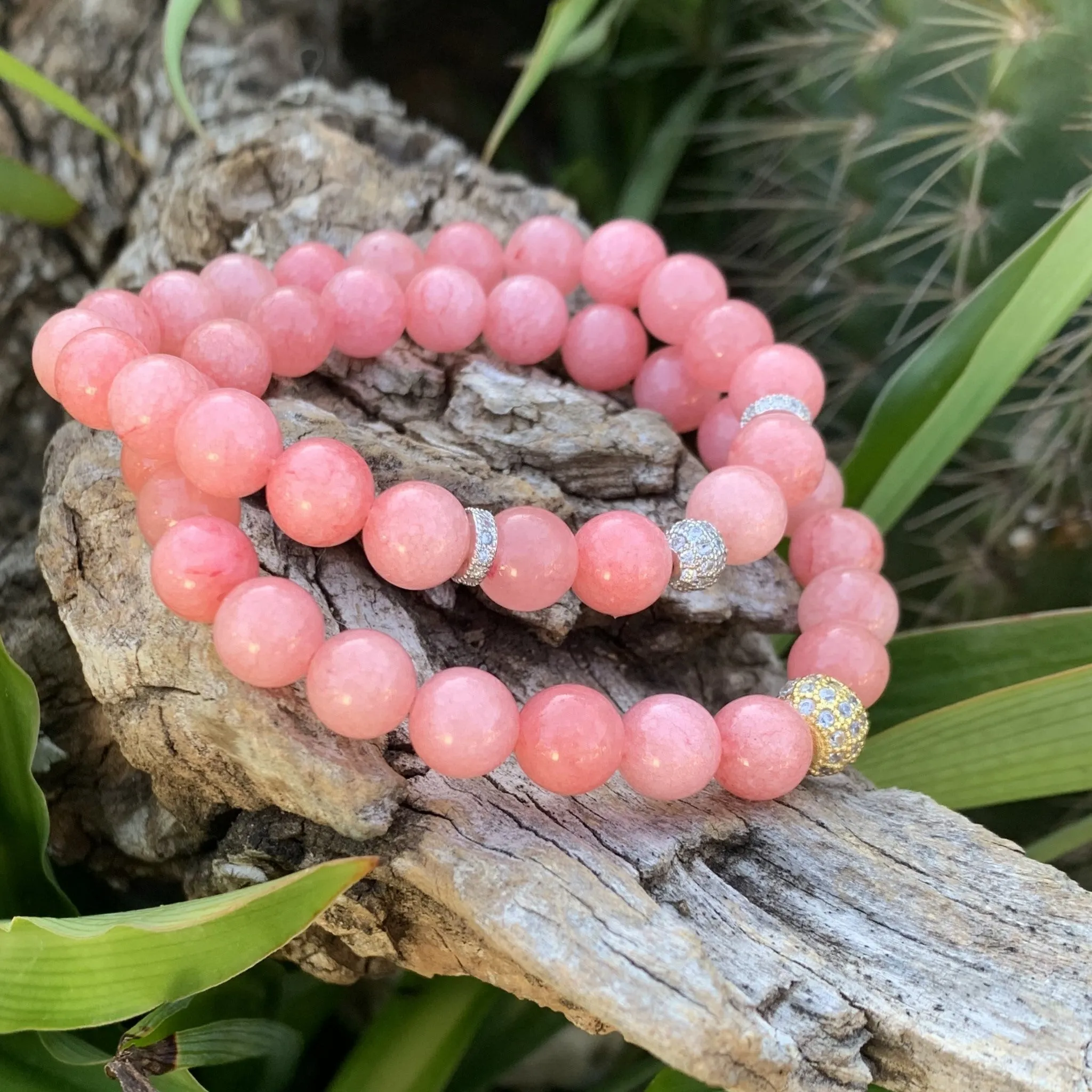 Bracelet en rhodochrosite plaqué or et zircon, le féminin, cadeau Noël