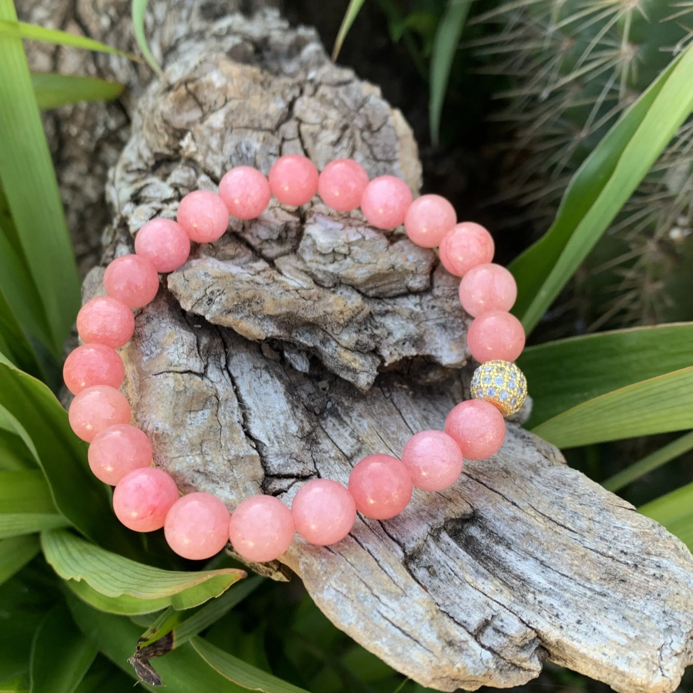 Bracelet en rhodochrosite plaqué or et zircon, le féminin, cadeau Noël