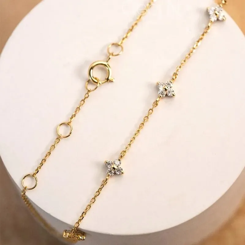 Dainty Zircon Flower Bracelet for Women