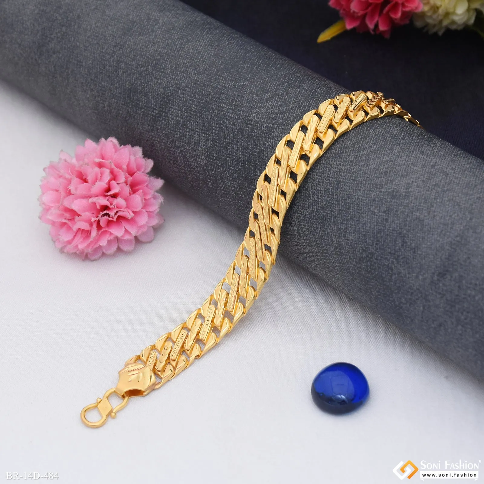 Hand-Crafted Design Gold Plated Pokal Bracelet for Men - Style D484