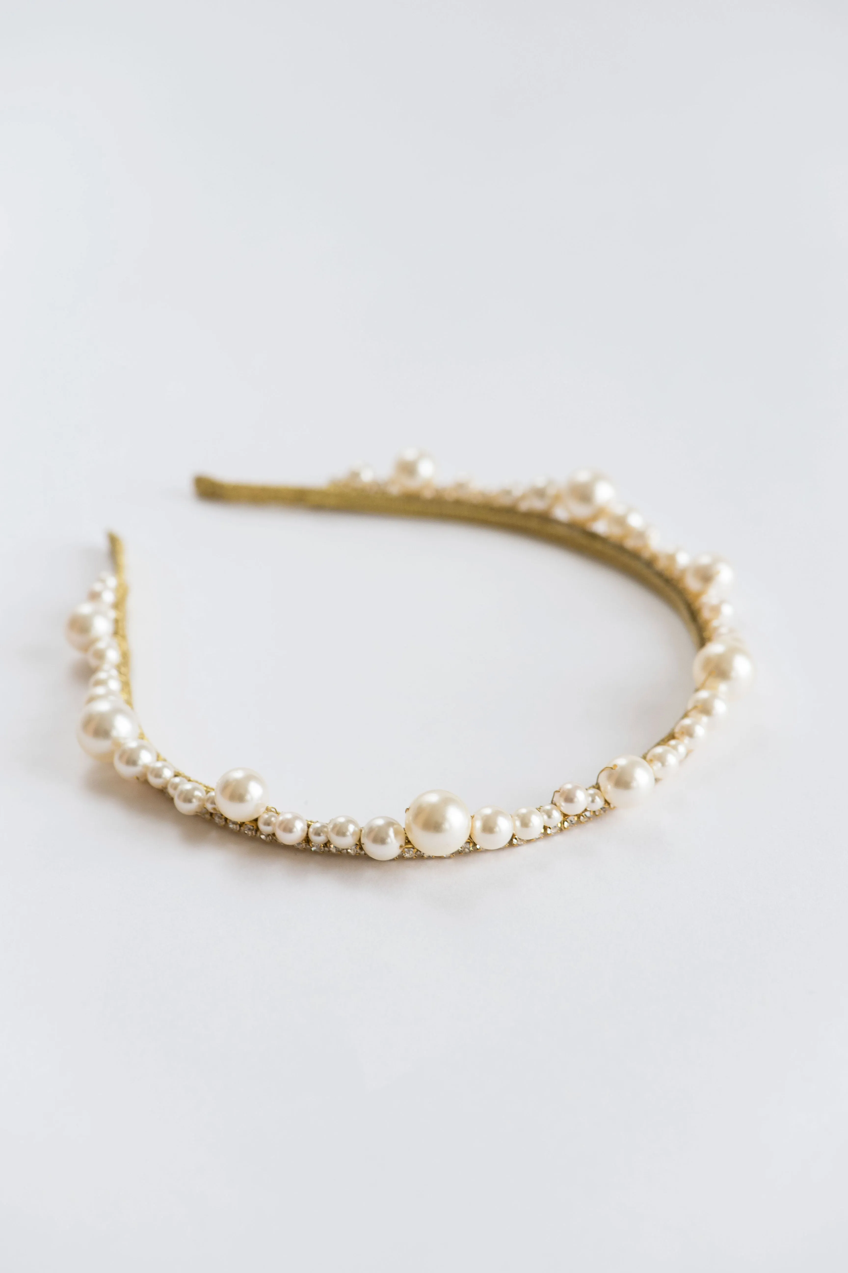 Modern pearl and crystal tiara - ERDME