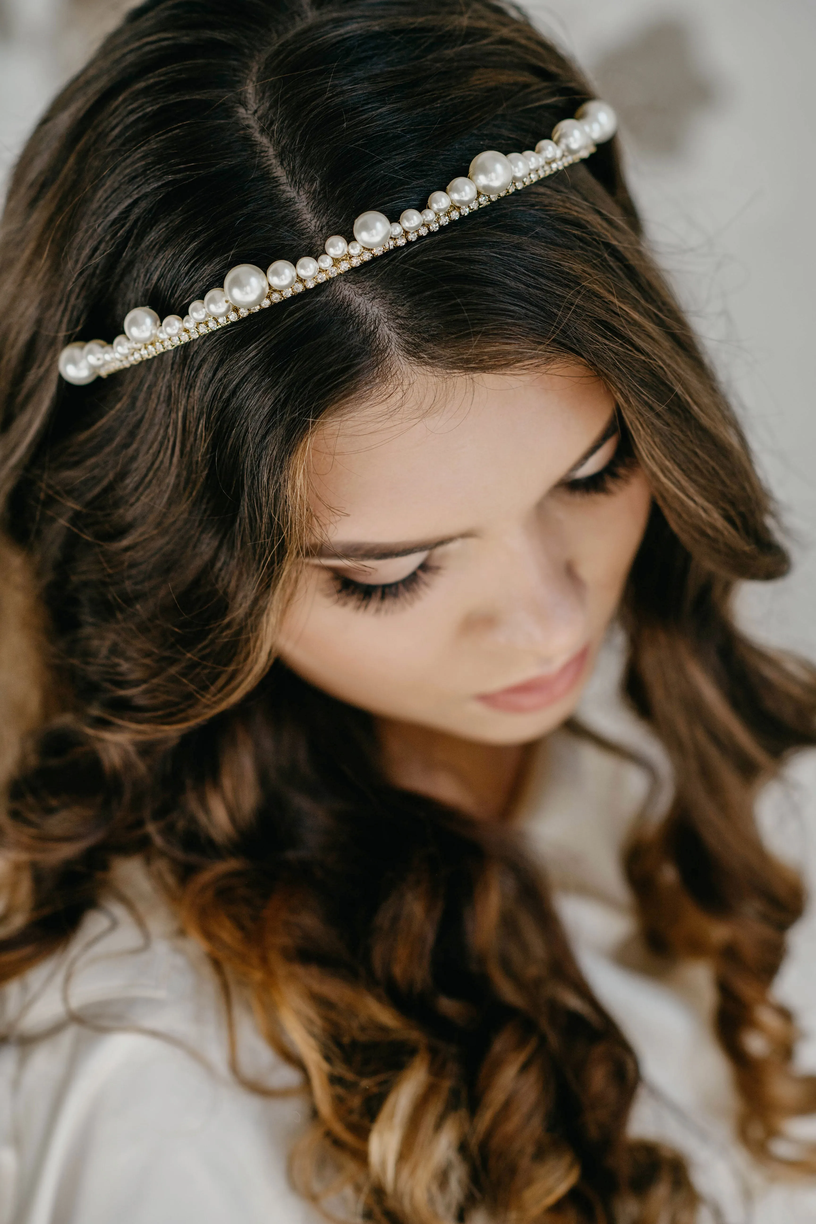 Modern pearl and crystal tiara - ERDME