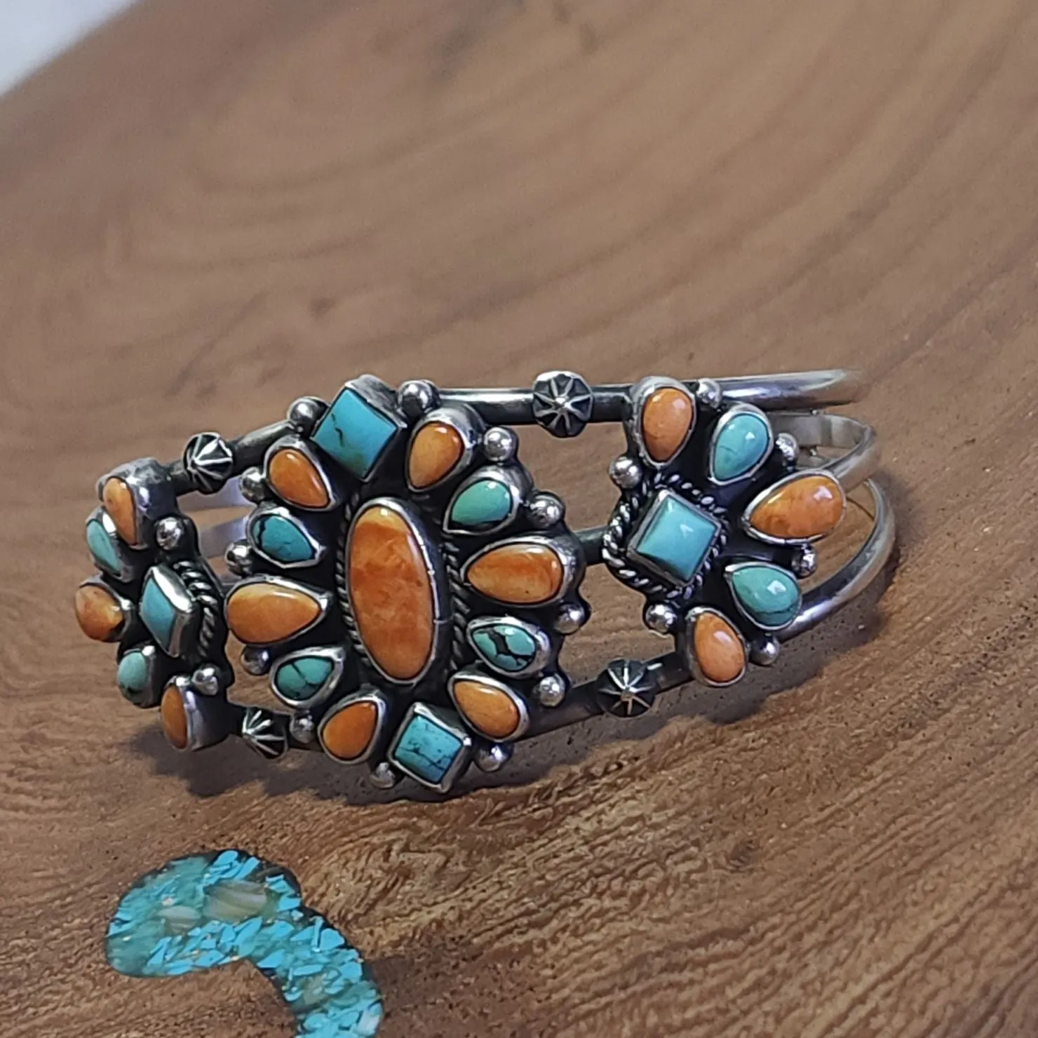 Navajo Spiny Oyster Shell and Turquoise Cuff Bracelet GJ-BRC-0003