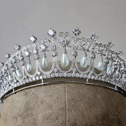 T177. The Lover’s Knot Royal Tiara replica, Princess Diana Tiara