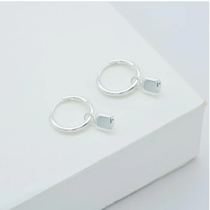 Tate Huggie Hoop Earrings - Silver