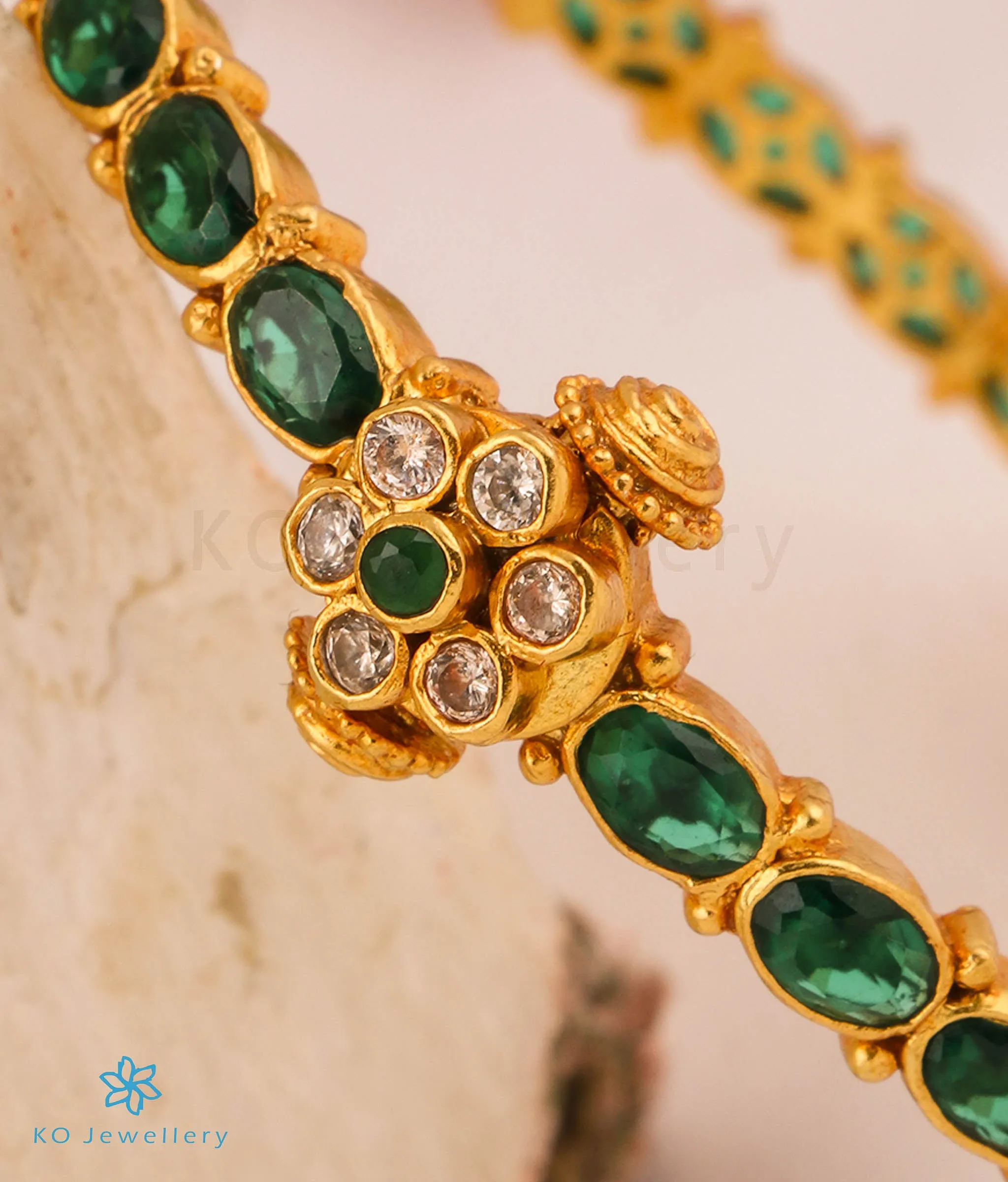 The Arohi Silver Kemp Bracelet (Size /2.2/2.4/2.6)