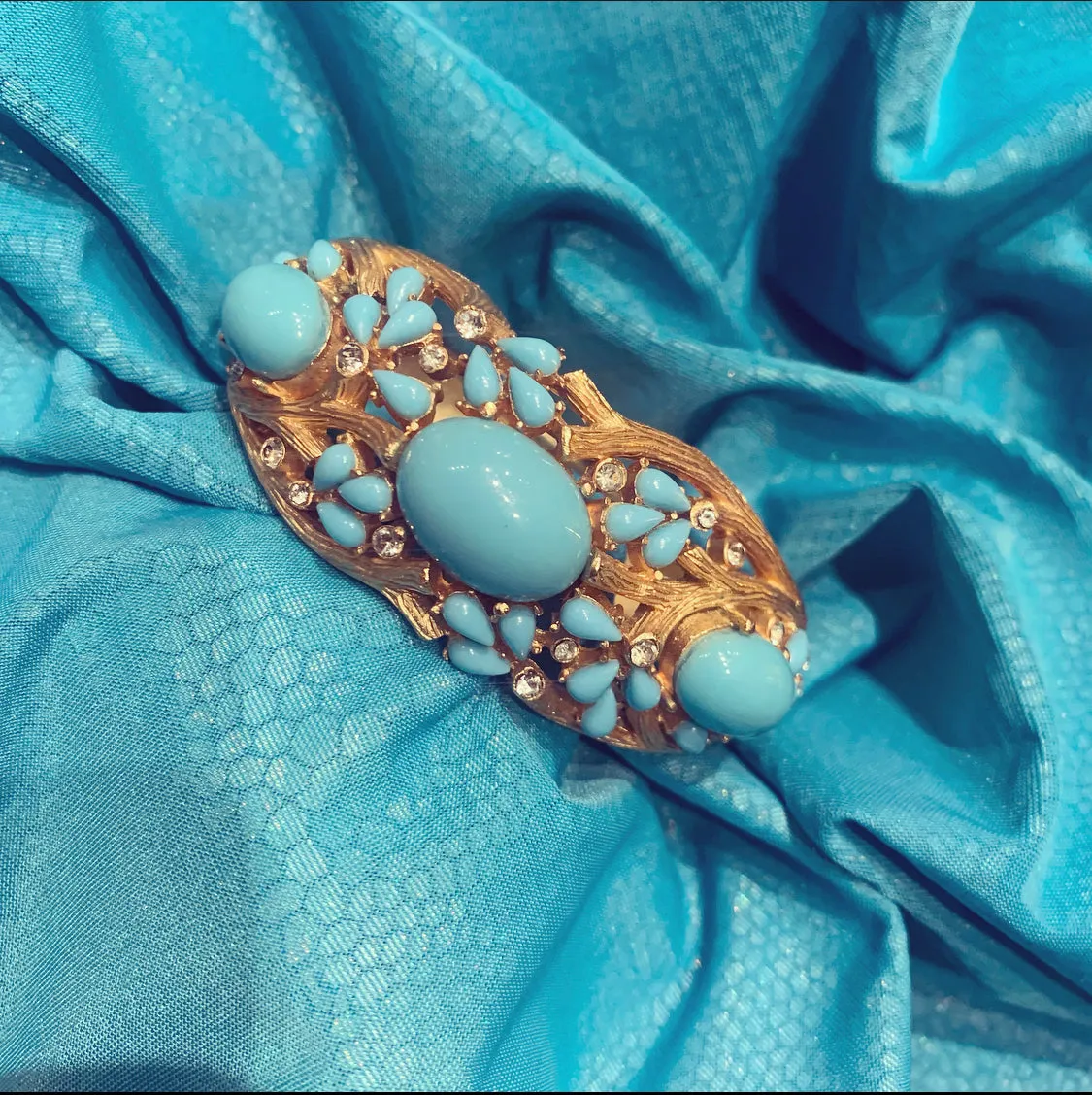 Trifari Turquoise Jewels of India bangle