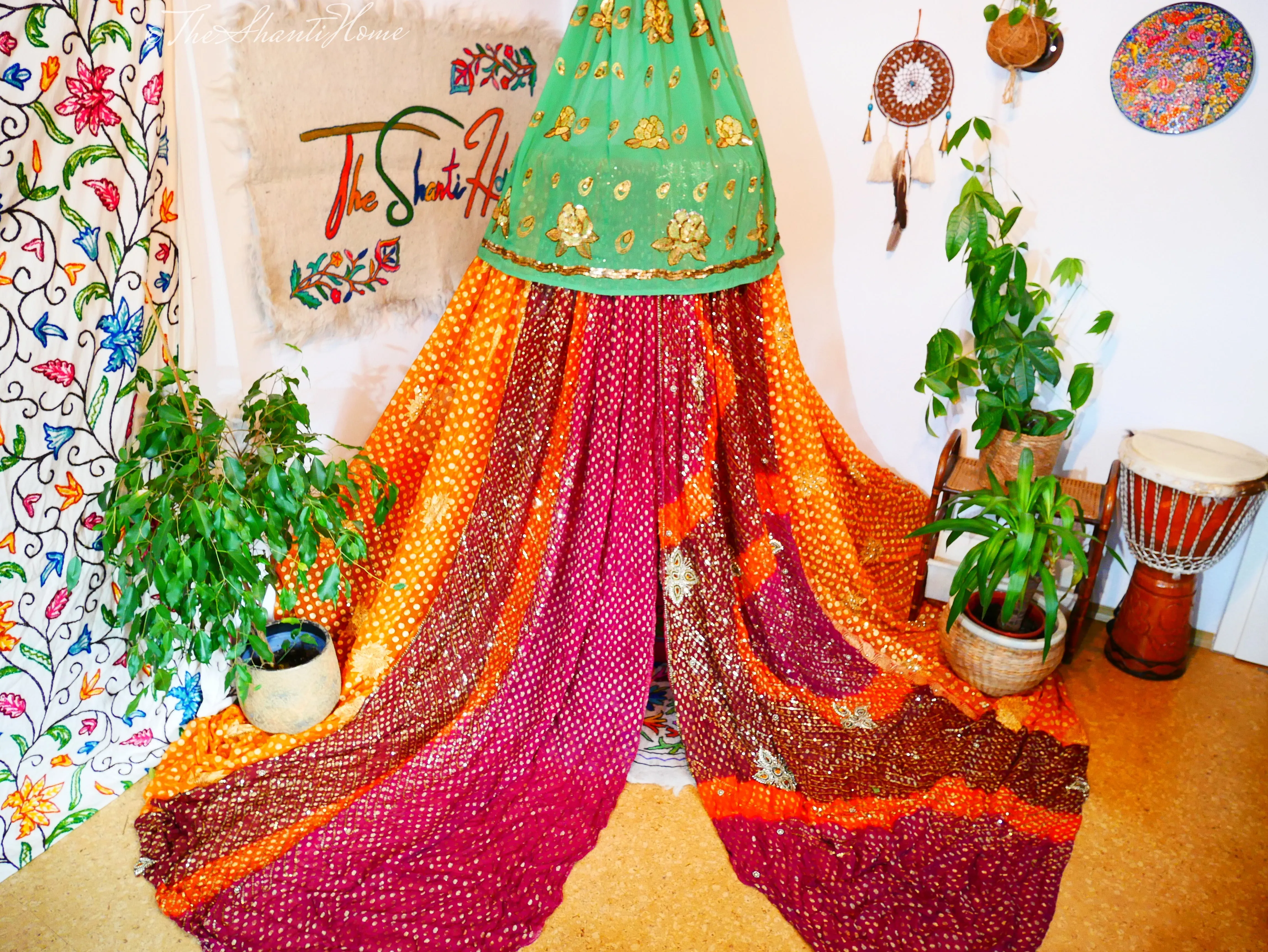 Wedding Saree canopy - Boho Hanging Tent- bed canopy  | bohemian wedding backdrop - Hippie decor - floor seating area | meditation room - Shanti baldachin