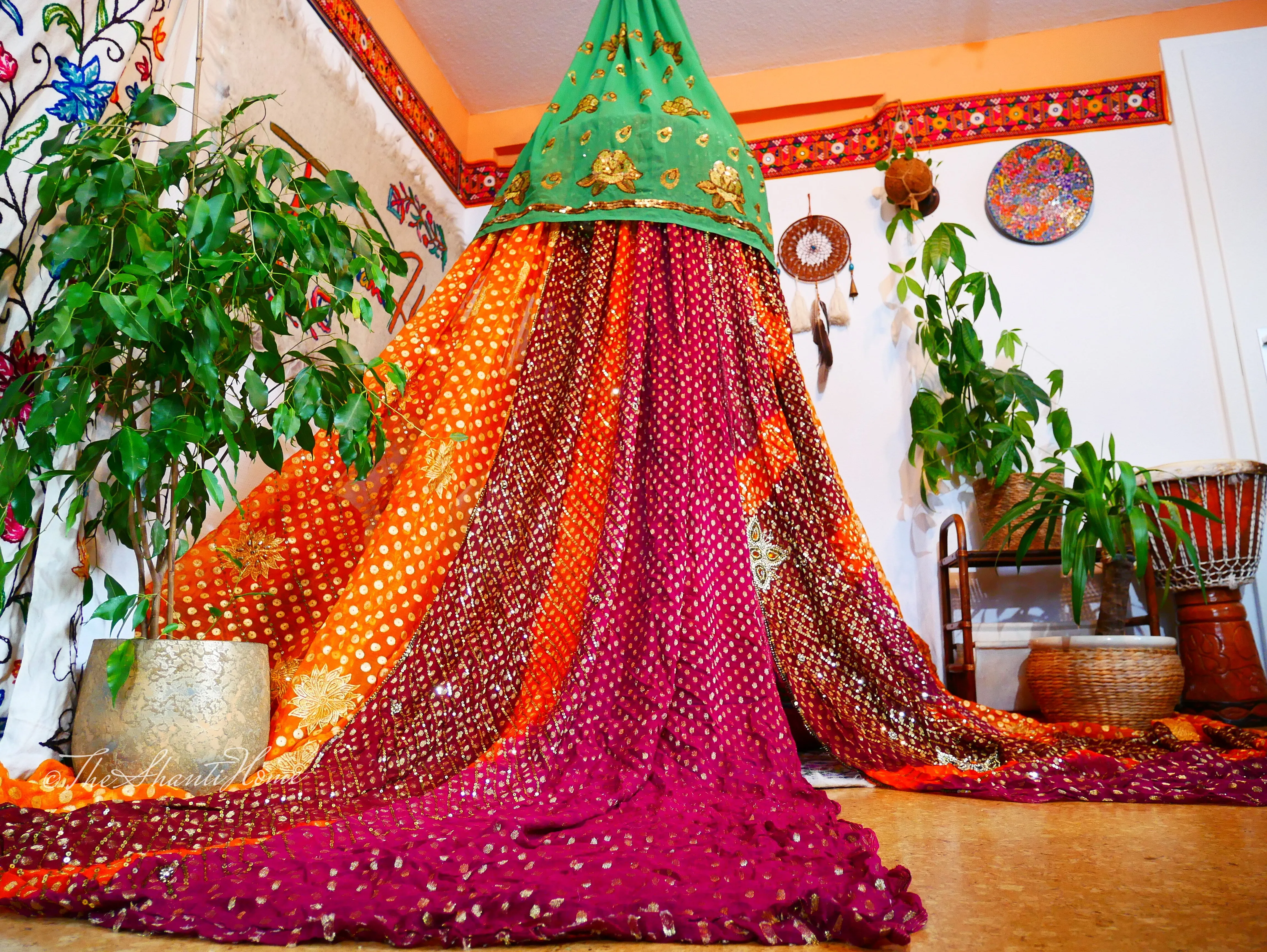 Wedding Saree canopy - Boho Hanging Tent- bed canopy  | bohemian wedding backdrop - Hippie decor - floor seating area | meditation room - Shanti baldachin