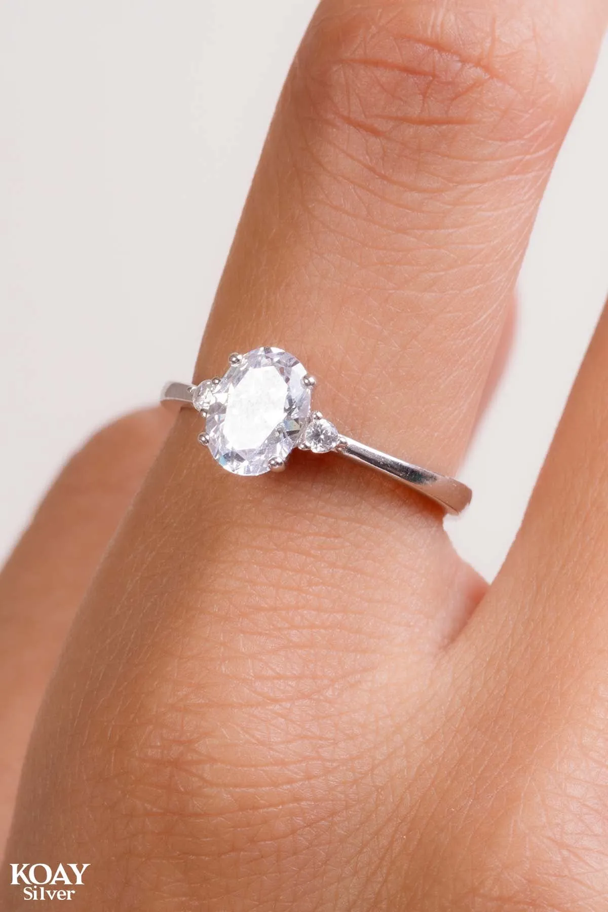 Zircon Ring (070-Zircon)